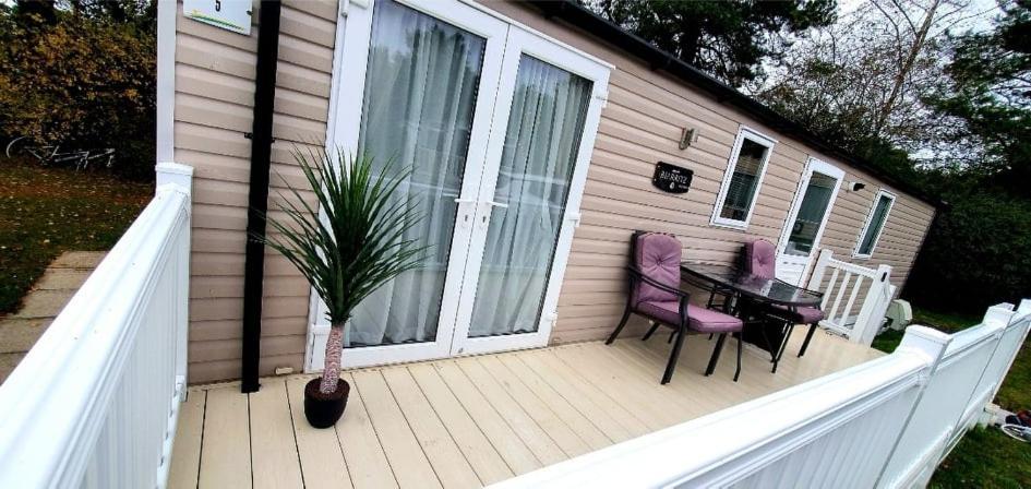 5 Geranium, Holiday Home In Oakdene Forest Park Ferndown Bagian luar foto
